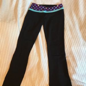 Ivivva by lululemon reversible yoga pants